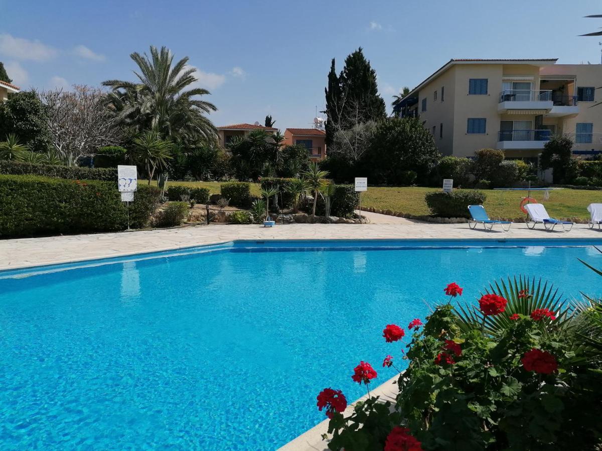 Paradise Gardens II Anastasia Apartment Paphos ภายนอก รูปภาพ