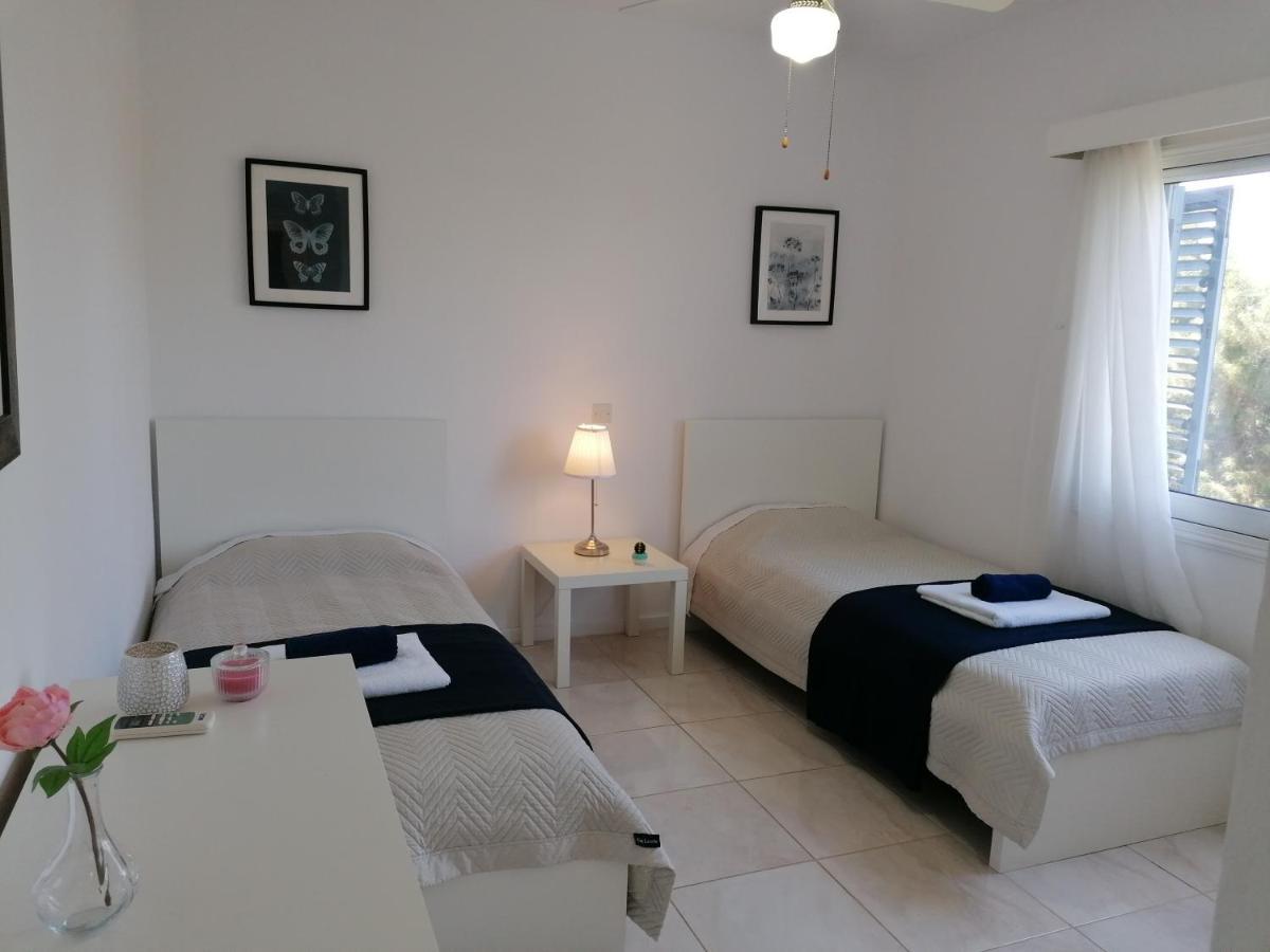 Paradise Gardens II Anastasia Apartment Paphos ภายนอก รูปภาพ