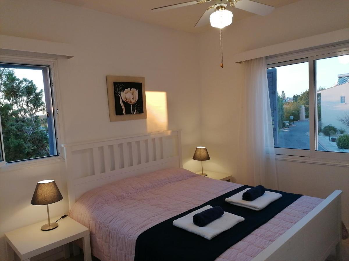 Paradise Gardens II Anastasia Apartment Paphos ภายนอก รูปภาพ